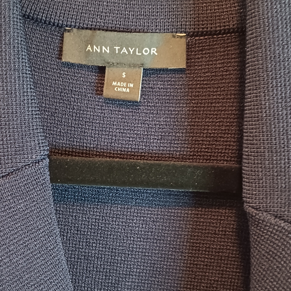 Sweater jacket - Picture 3 of 3